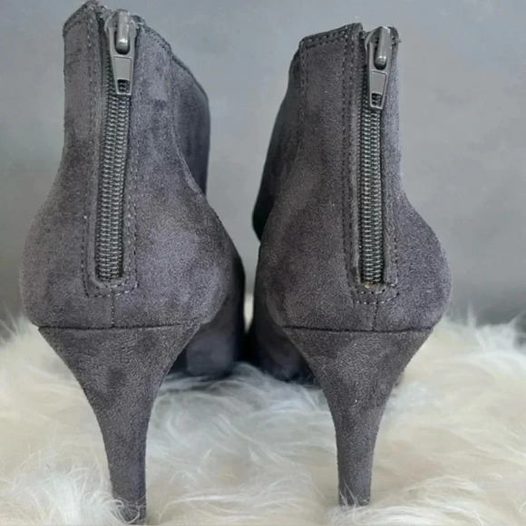 Impo Grey Stiletto Heels - Picture 3 of 7